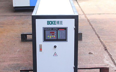怎么解決螺桿式冷水機斷水故障？