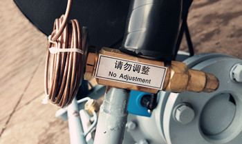 風冷箱式冷水機停機時應(yīng)該注意哪些？